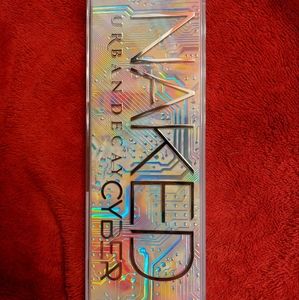 Urban Decay Naked Cyber
